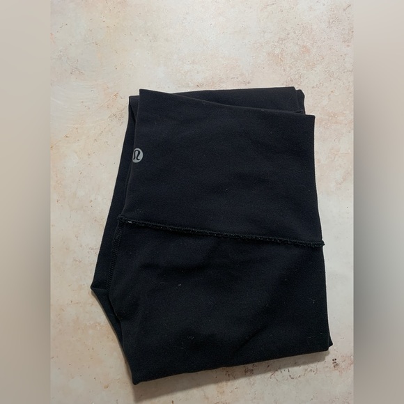 lululemon athletica Pants - Lululemon Wunder Under Tight 28" Size 6